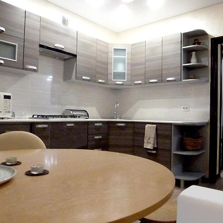 Apartments On Krasninskoye Av. 18 Смоленск Екстериор снимка