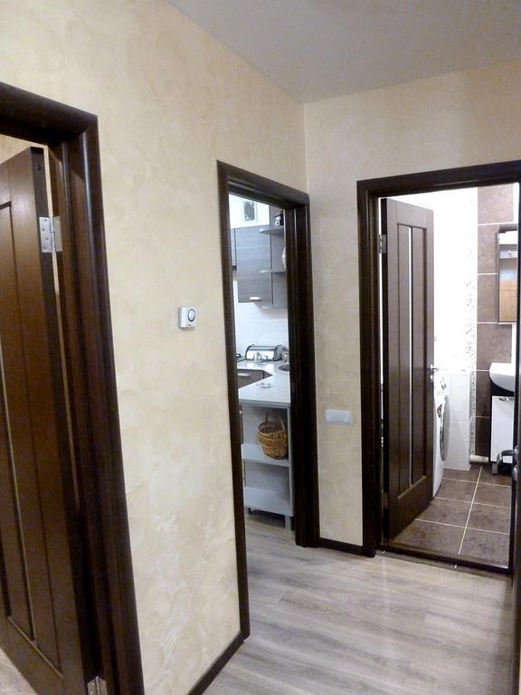 Apartments On Krasninskoye Av. 18 Смоленск Екстериор снимка